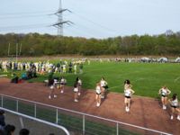 Sportkurse EF beim American Football in Köln - Trude-Herr-Gesamtschule Köln-Mülheim - THG